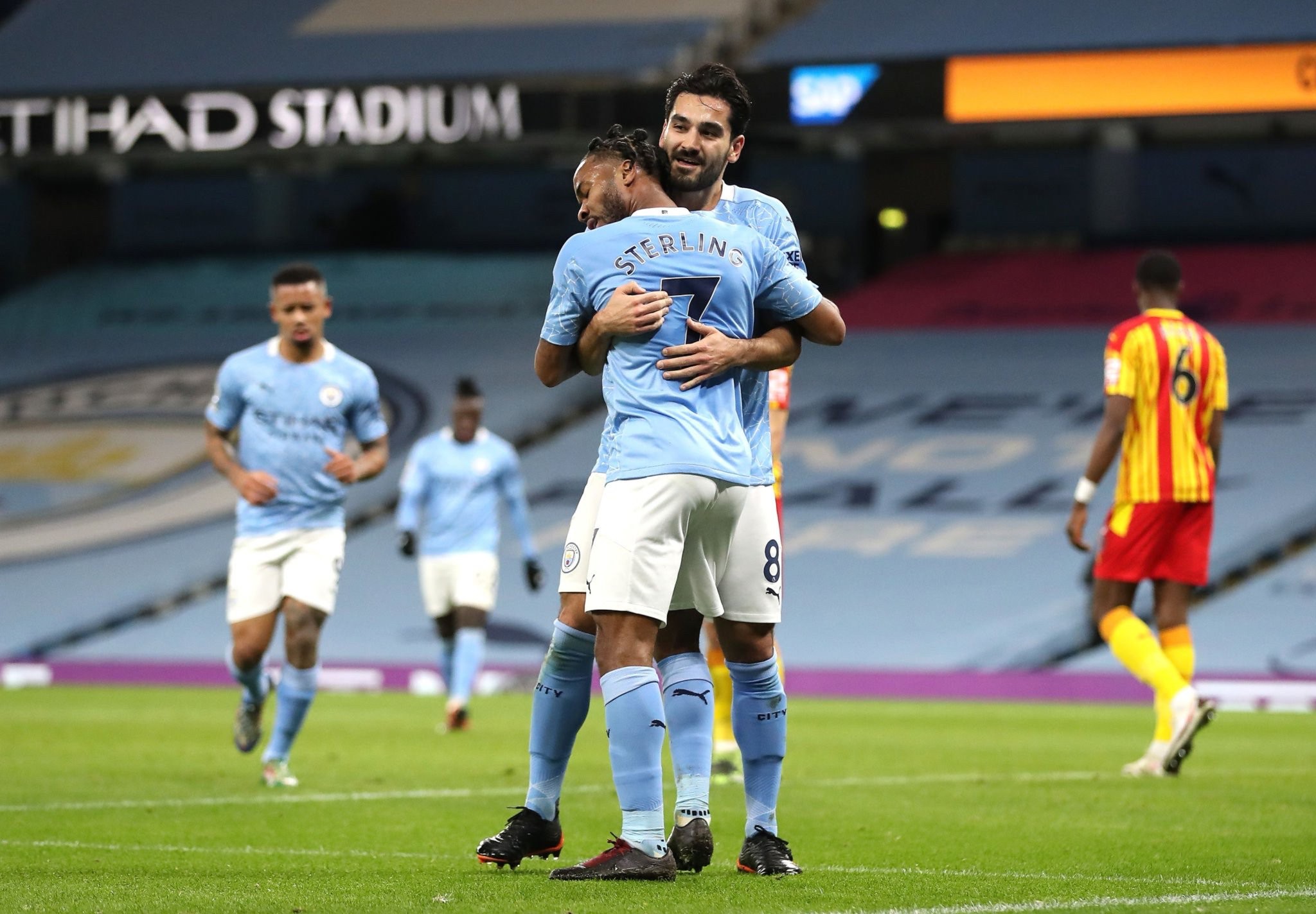 球队3次夺 球队3次夺