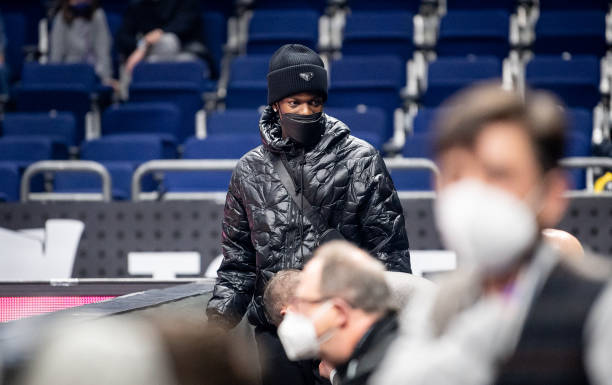 我们可以期 我们可以期